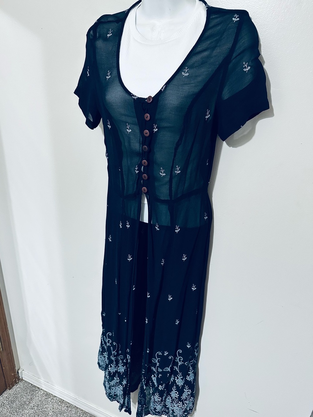 Victoria Holley Vintage Sheer Embroidered Button‑Front Duster Dress Size M
